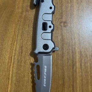 Cuchillo Táctico Gris